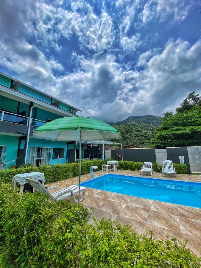 Apartamentos Da 23 ウバトゥバ エクステリア 写真